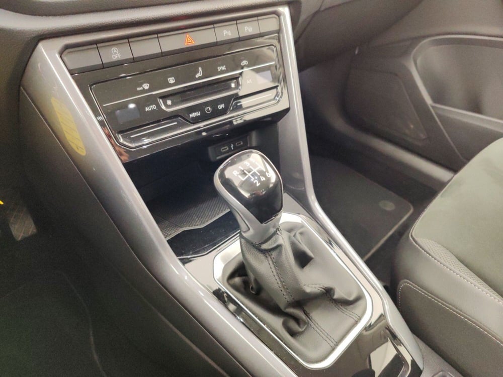 Volkswagen T-Cross usata a Massa-Carrara (11)