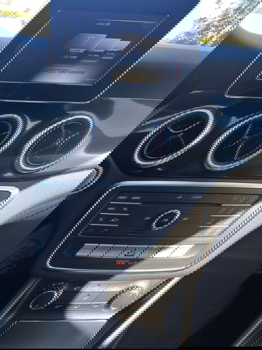 Mercedes-Benz CLA Shooting Brake usata a Lucca (12)