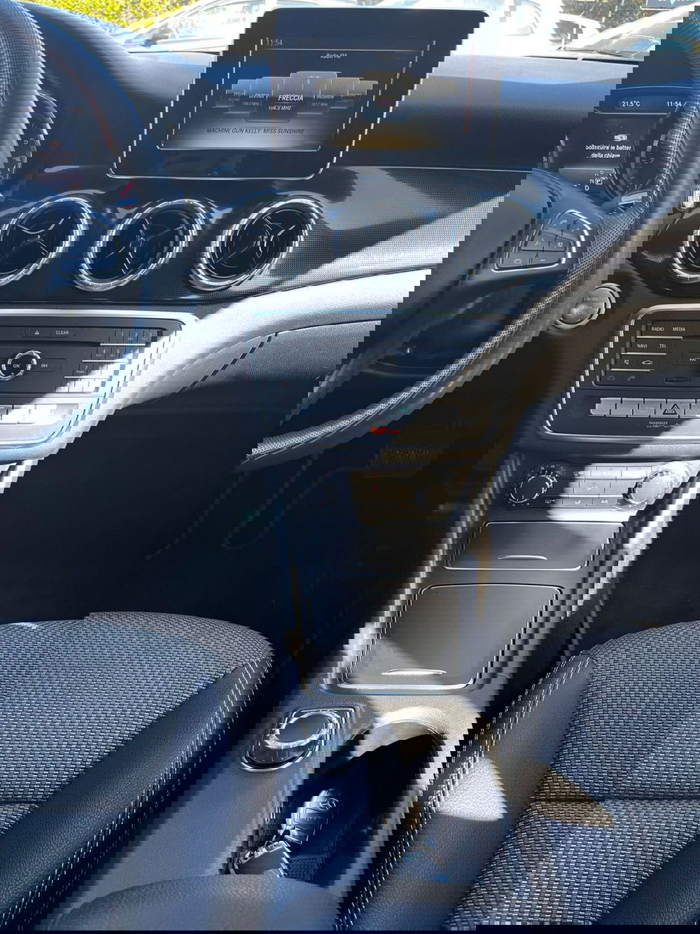 Mercedes-Benz CLA Shooting Brake usata a Lucca (13)