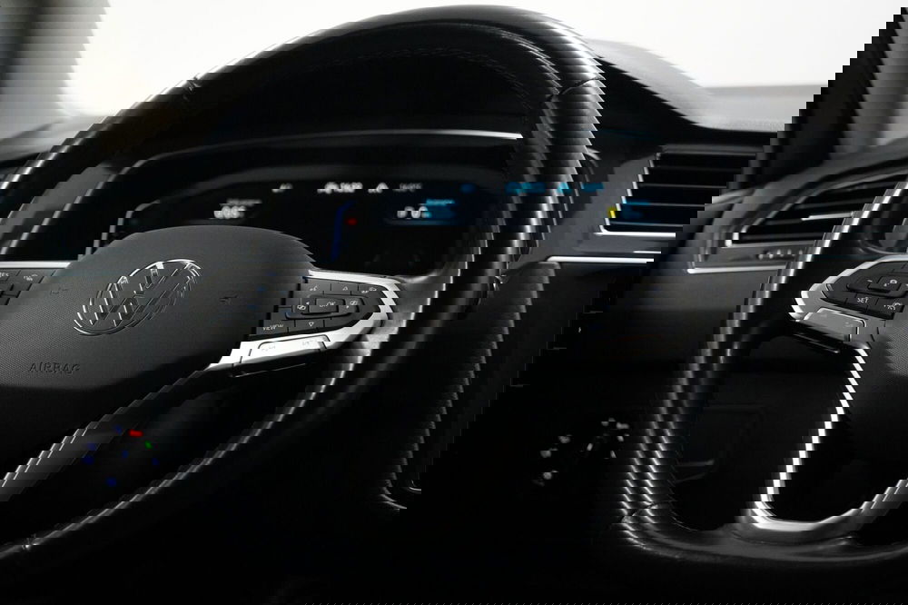 Volkswagen Tiguan usata a Varese (15)