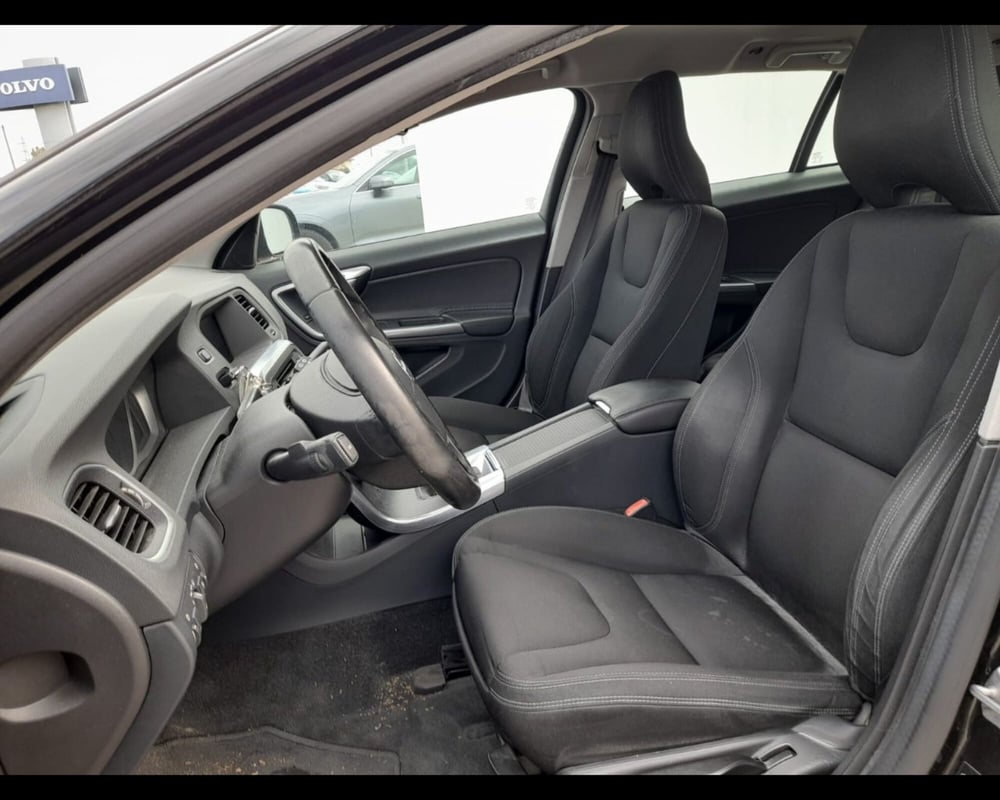Volvo V60 usata a Ravenna (9)