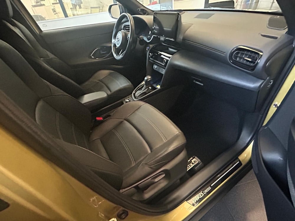 Toyota Yaris Cross usata a Bergamo (7)
