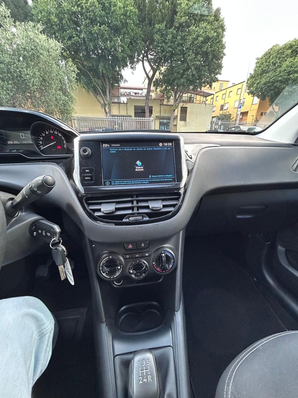 Peugeot 208 usata a Firenze (12)
