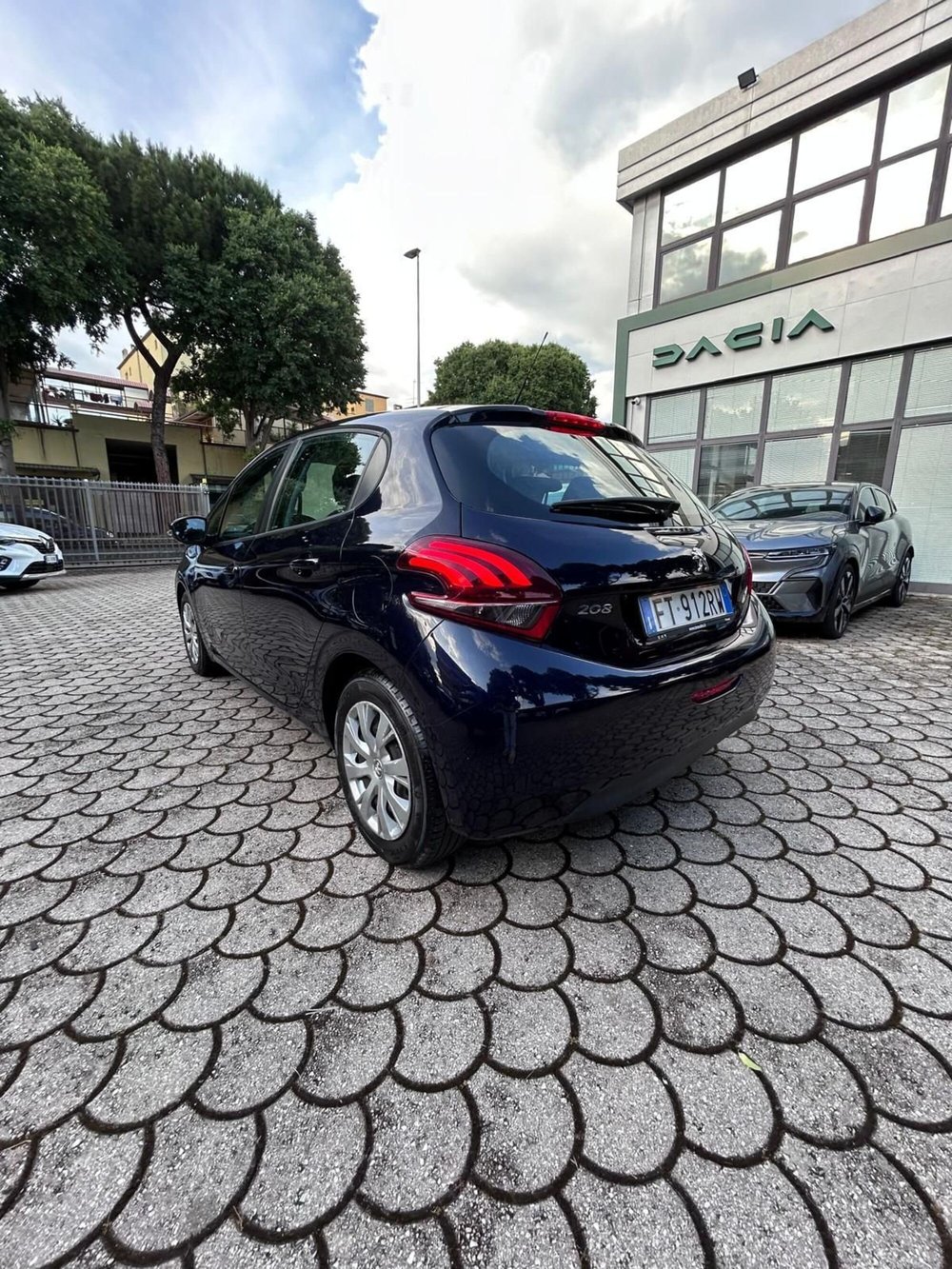 Peugeot 208 usata a Firenze (7)