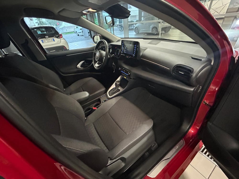 Toyota Yaris usata a Bergamo (6)