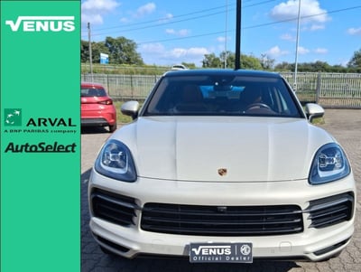 Porsche Cayenne Coup&eacute; 3.0 V6 E-Hybrid del 2021 usata a Seregno