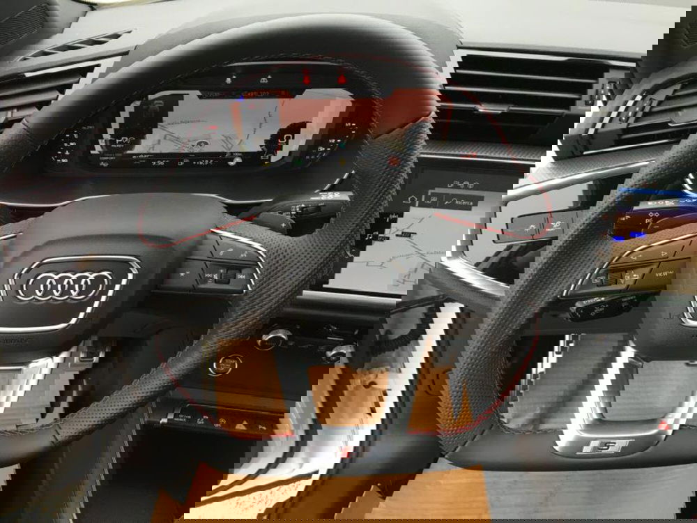 Audi Q3 Sportback nuova a Cuneo (12)