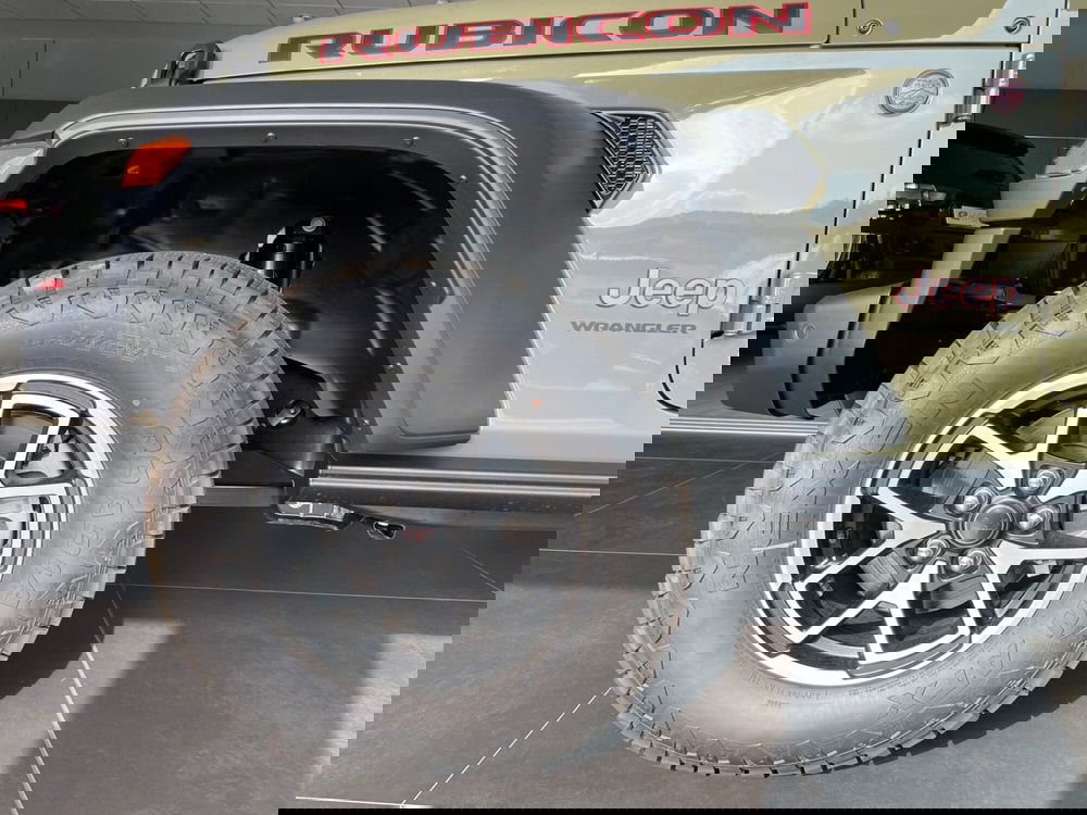 Jeep Wrangler Unlimited nuova a Ancona (8)