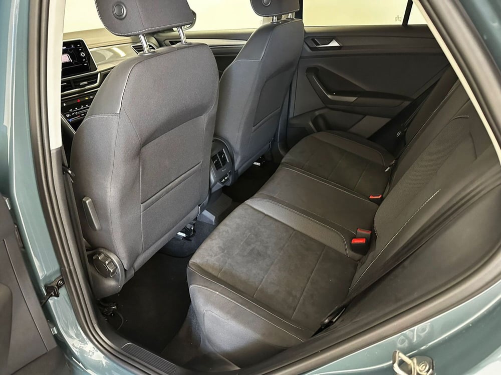 Volkswagen T-Roc usata a L'Aquila (12)