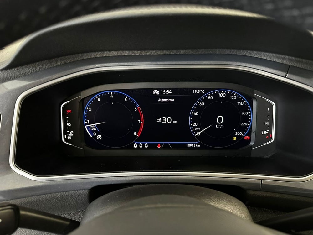 Volkswagen T-Roc usata a L'Aquila (15)