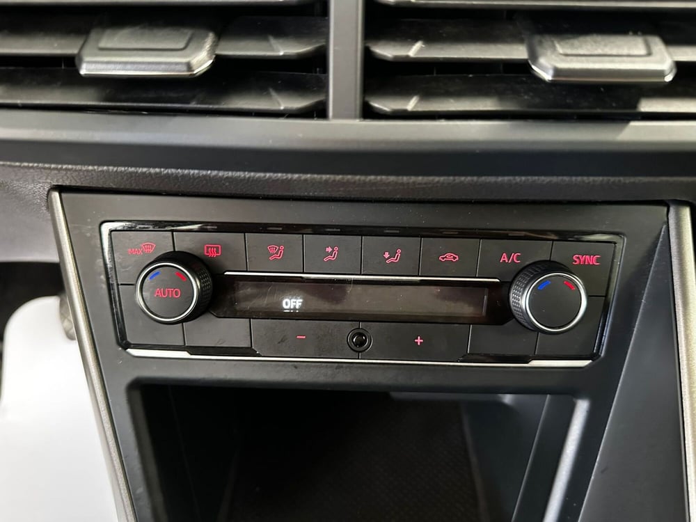 Volkswagen Polo usata a L'Aquila (16)