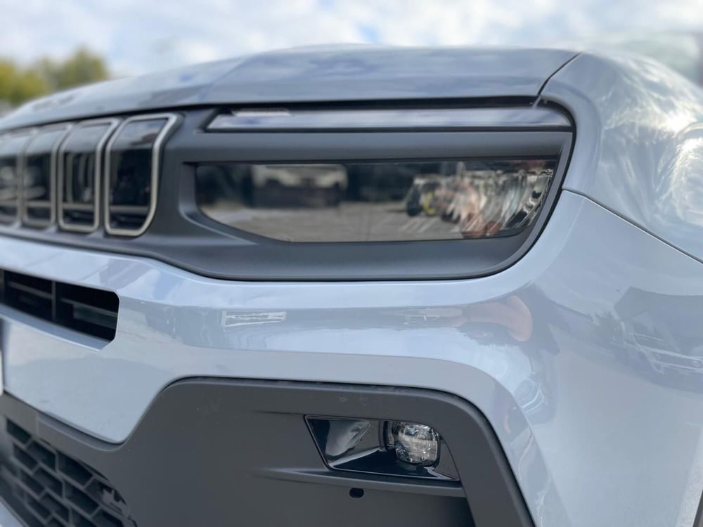 Jeep Avenger nuova a Ancona (10)