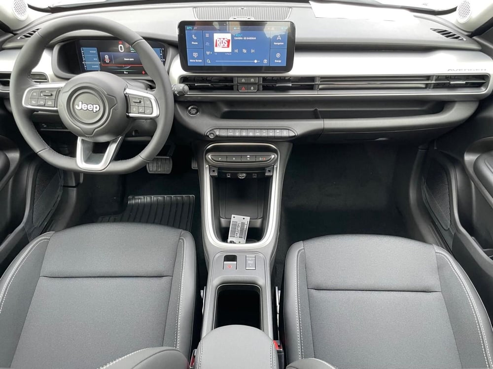 Jeep Avenger nuova a Ancona (13)