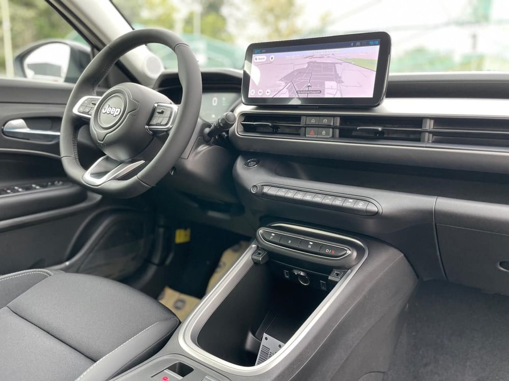Jeep Avenger nuova a Ancona (20)