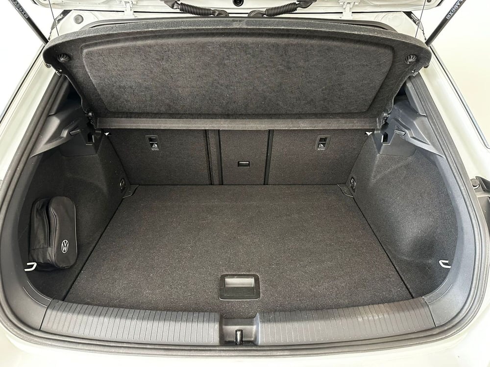 Volkswagen T-Roc usata a L'Aquila (9)