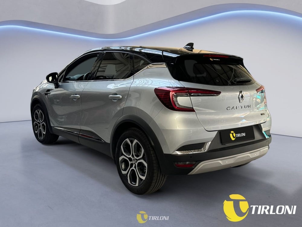 Renault Captur usata a Milano (2)