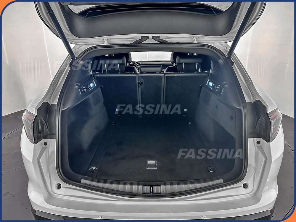 Alfa Romeo Stelvio usata a Milano (12)