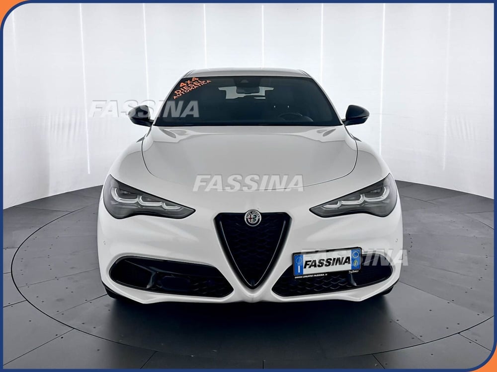 Alfa Romeo Stelvio usata a Milano (2)