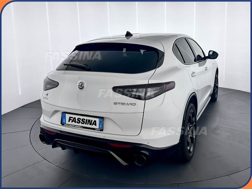 Alfa Romeo Stelvio usata a Milano (6)