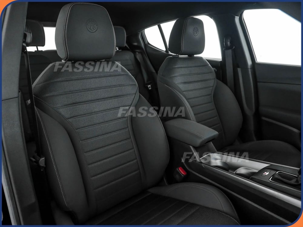 Alfa Romeo Tonale usata a Milano (13)