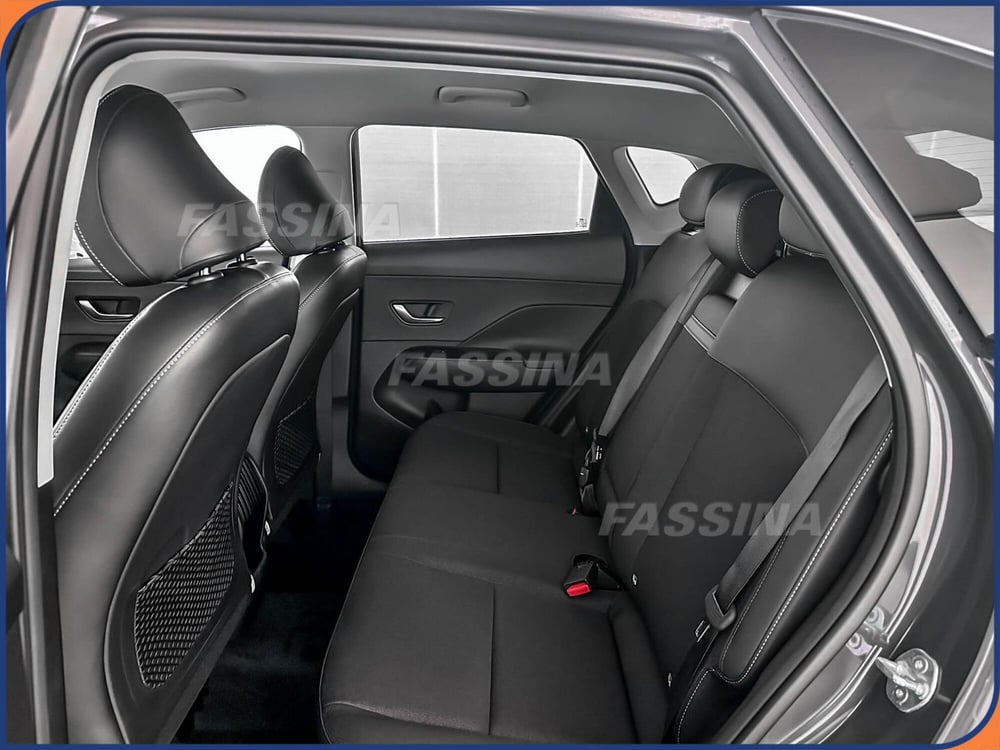Hyundai Kona nuova a Milano (11)