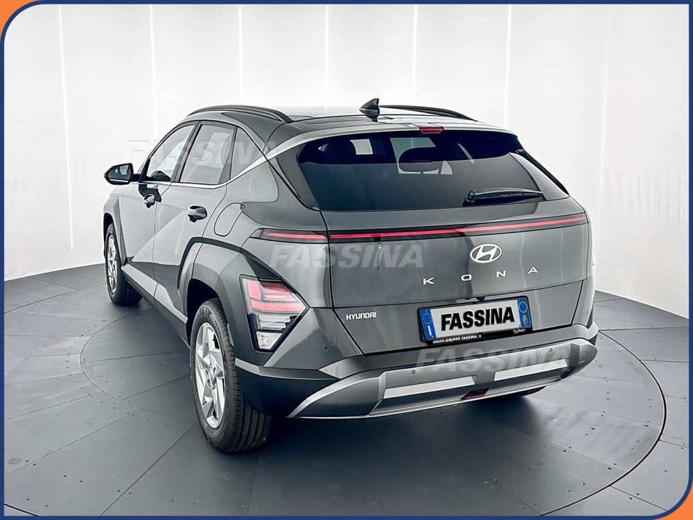 Hyundai Kona nuova a Milano (4)