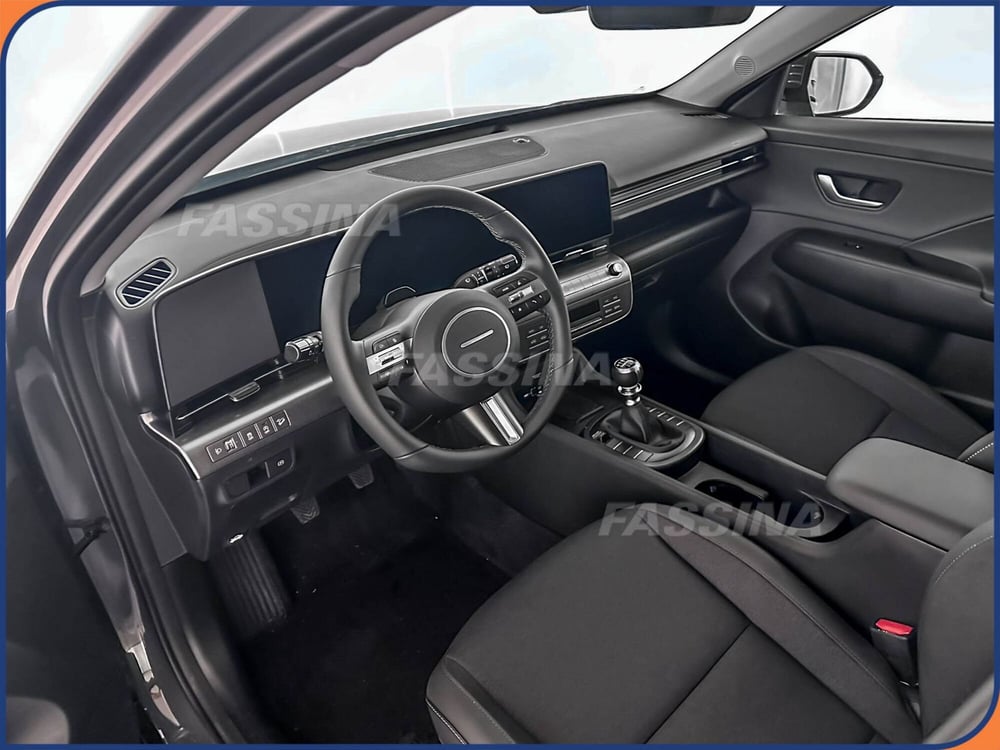Hyundai Kona nuova a Milano (9)