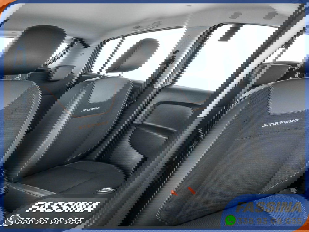 Dacia Sandero usata a Milano (12)