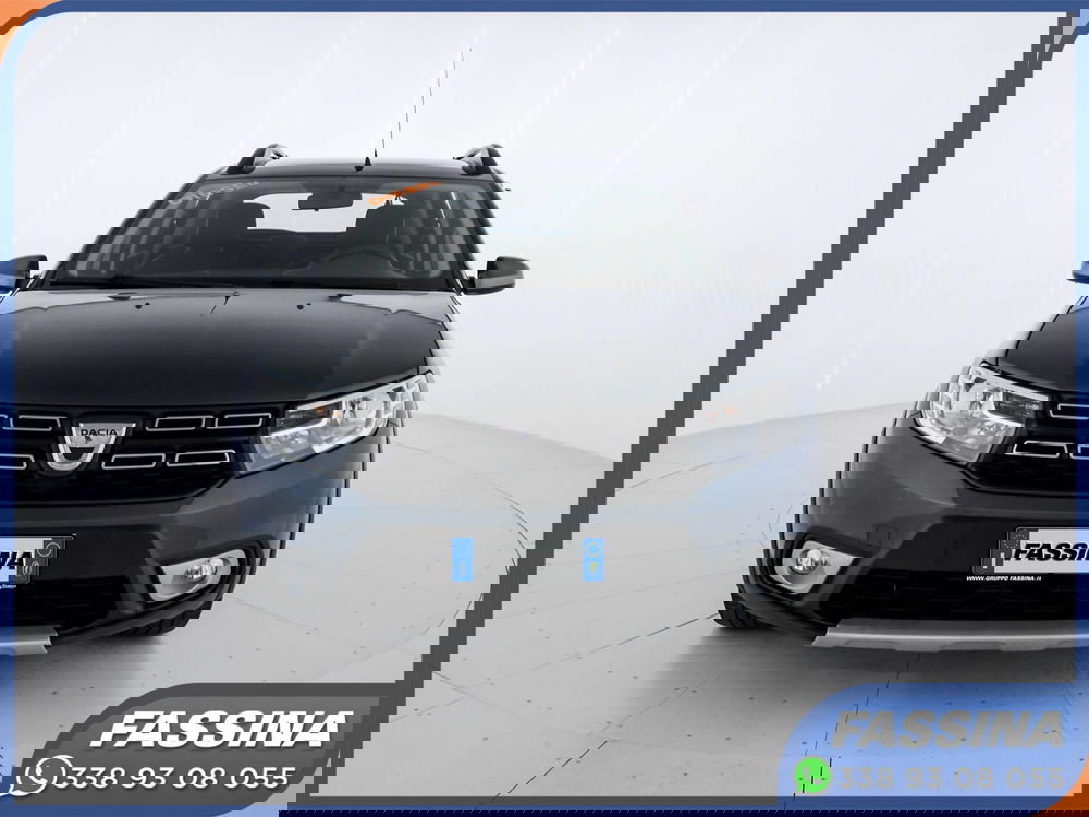 Dacia Sandero usata a Milano (2)