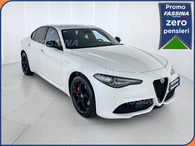 Alfa Romeo Giulia 2.0 Turbo 280 CV AT8 AWD Q4 Veloce del 2024 usata a Milano