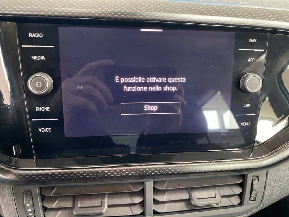 Volkswagen T-Cross usata a Lodi (15)