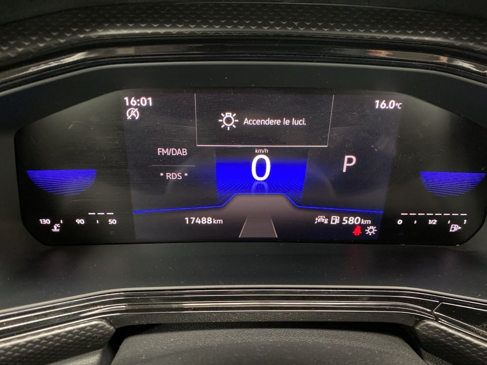 Volkswagen T-Cross usata a Lodi (17)