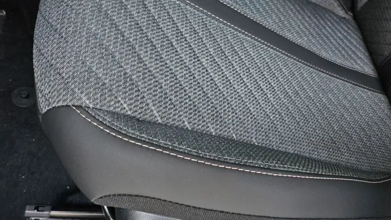 Peugeot 2008 nuova a Foggia (9)