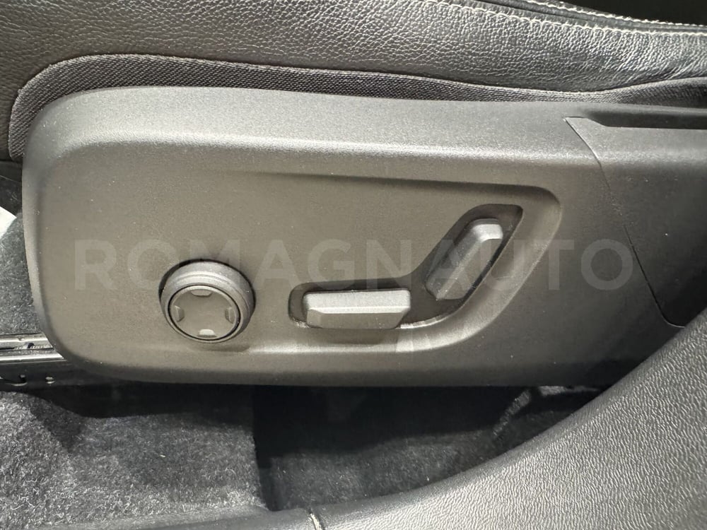 Volvo XC40 usata a Forlì-Cesena (10)