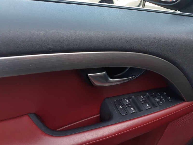 Volvo V70 usata a Modena (10)