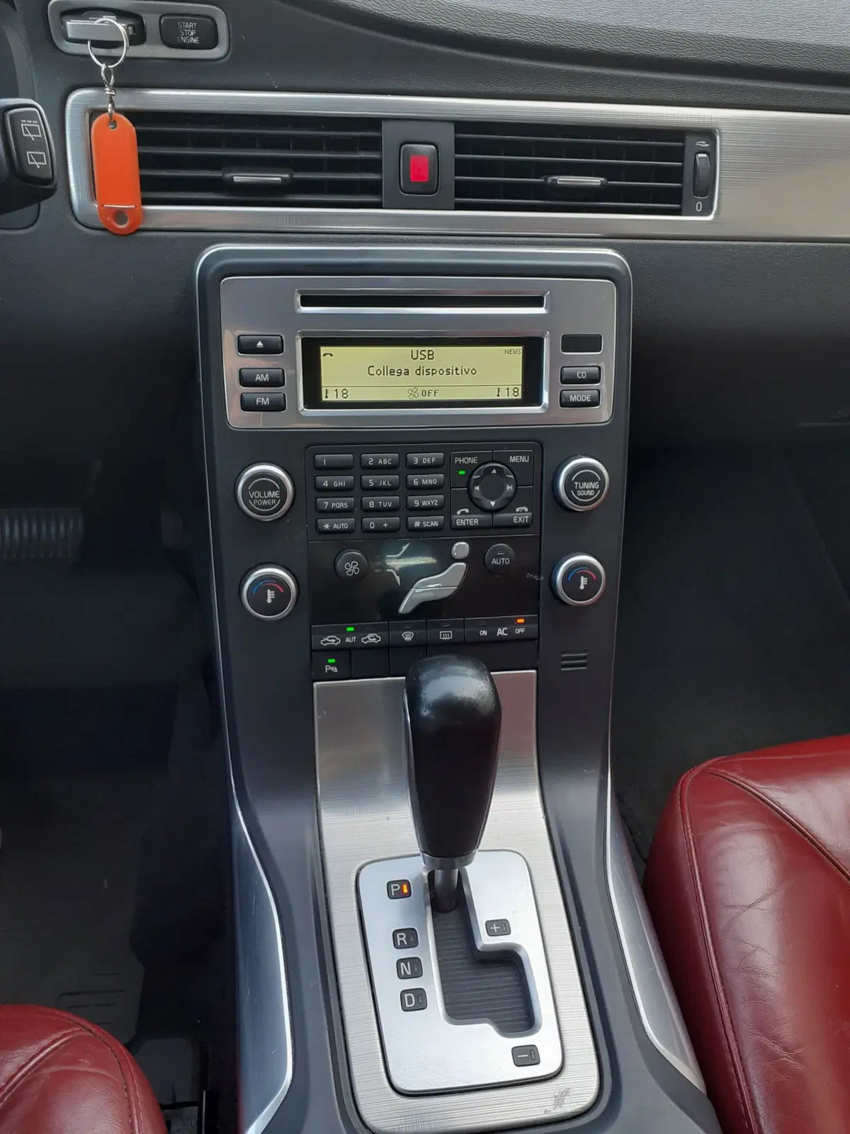 Volvo V70 usata a Modena (13)