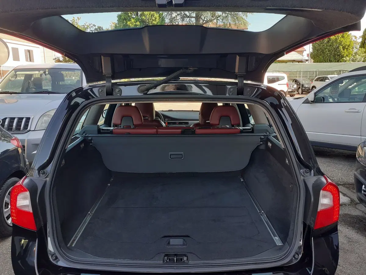 Volvo V70 usata a Modena (6)