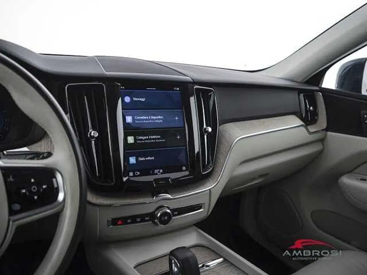 Volvo XC60 usata a Perugia (20)