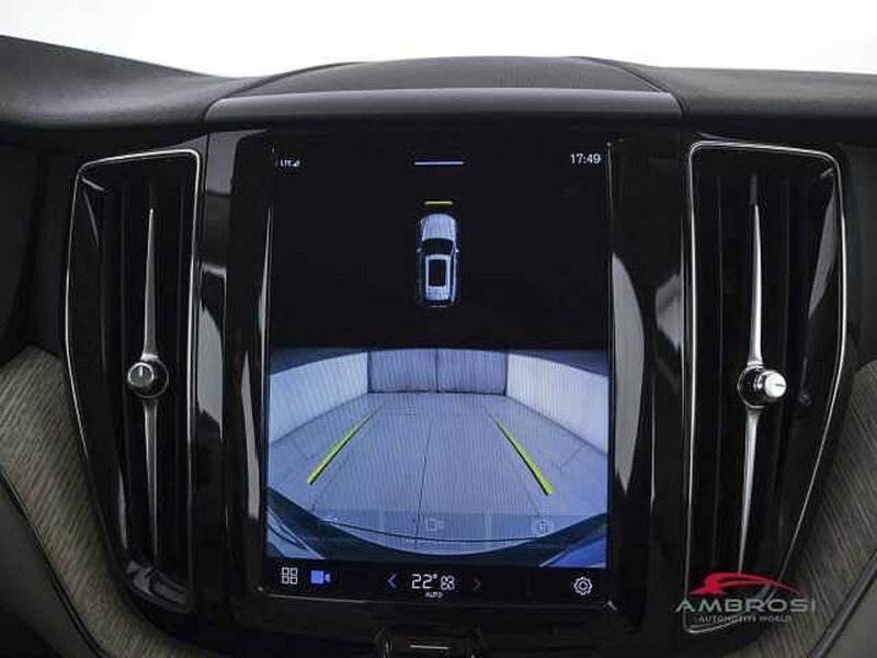 Volvo XC60 usata a Viterbo (17)