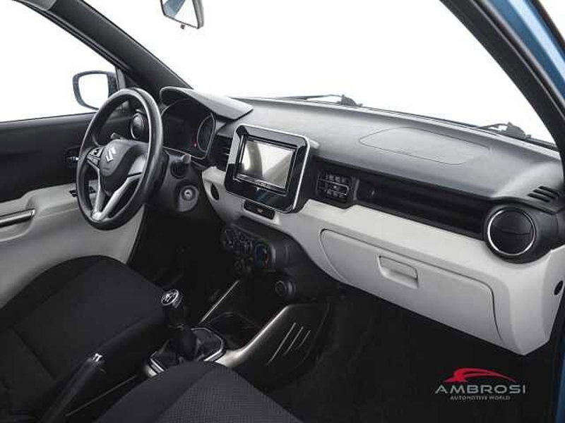 Suzuki Ignis usata a Viterbo (12)
