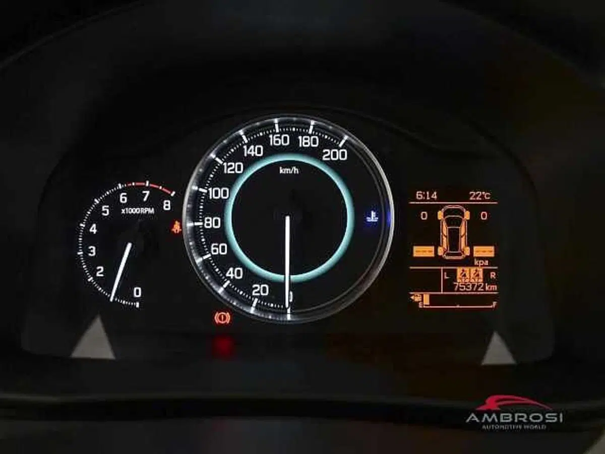 Suzuki Ignis usata a Viterbo (13)