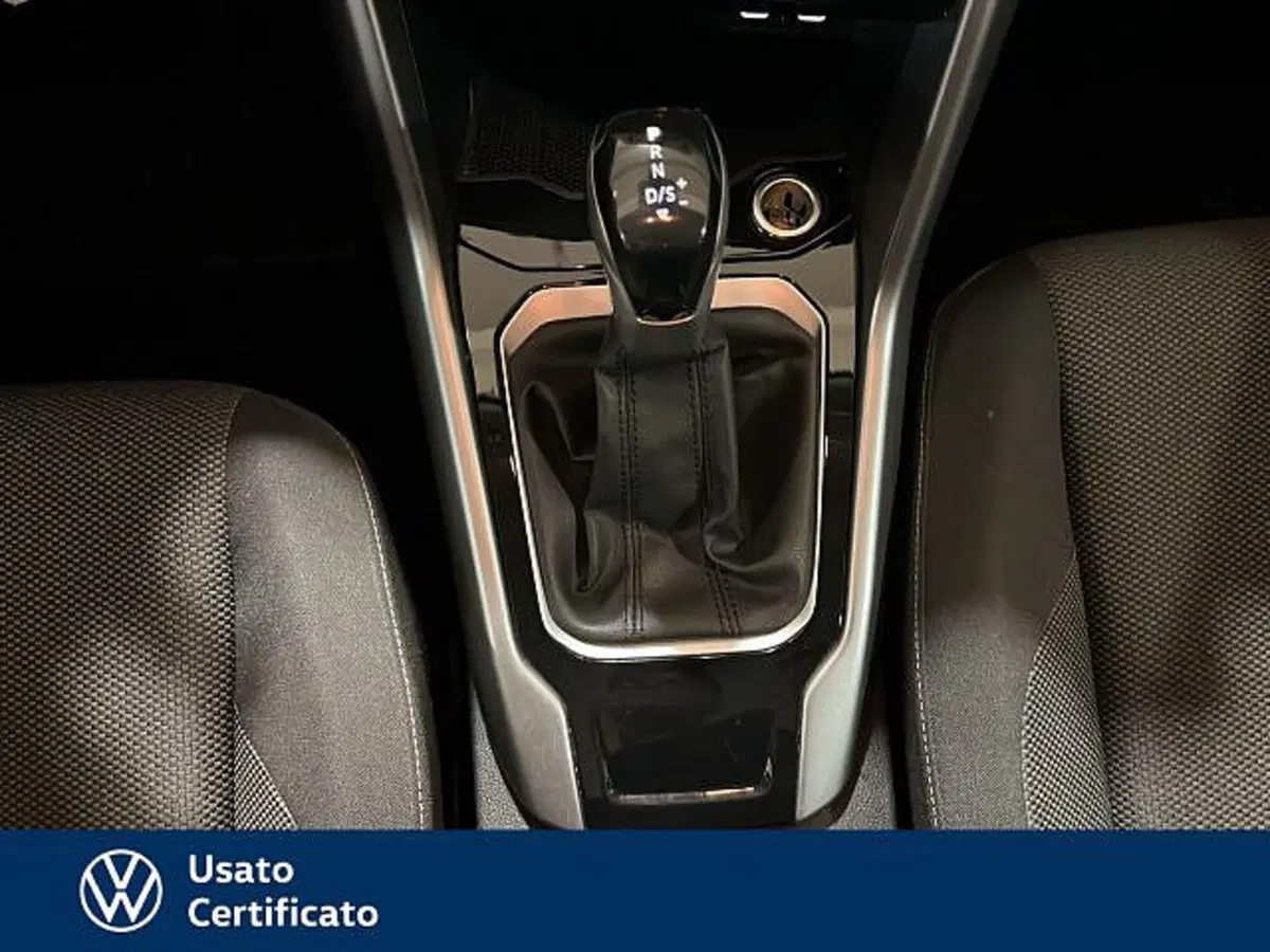 Volkswagen T-Roc usata a Vicenza (12)
