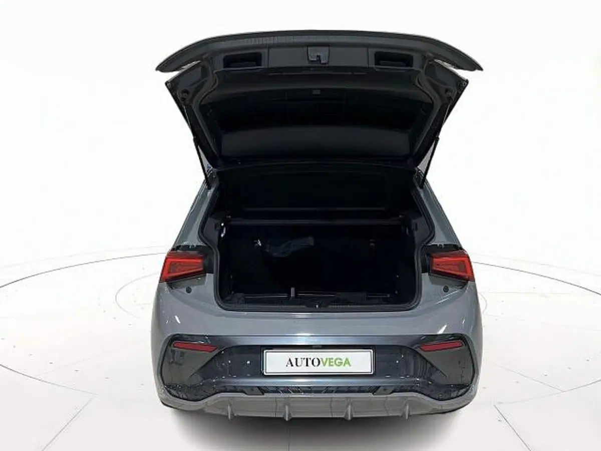 Cupra Born usata a Vicenza (19)