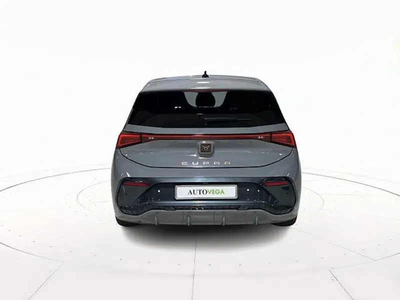 Cupra Born usata a Vicenza (5)