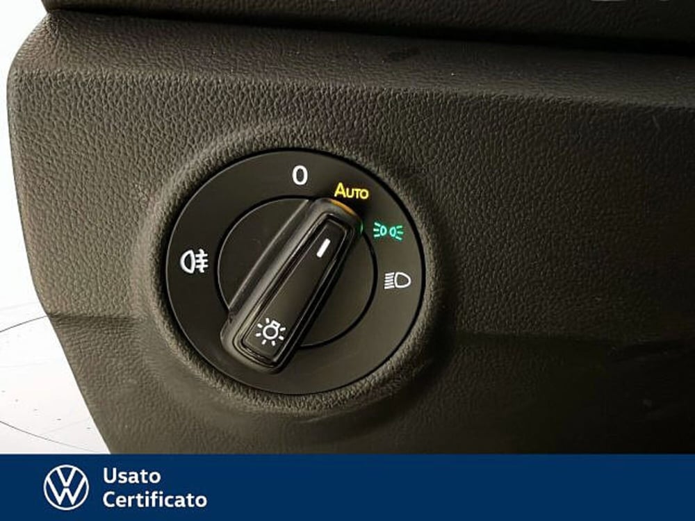 Volkswagen T-Roc usata a Vicenza (13)