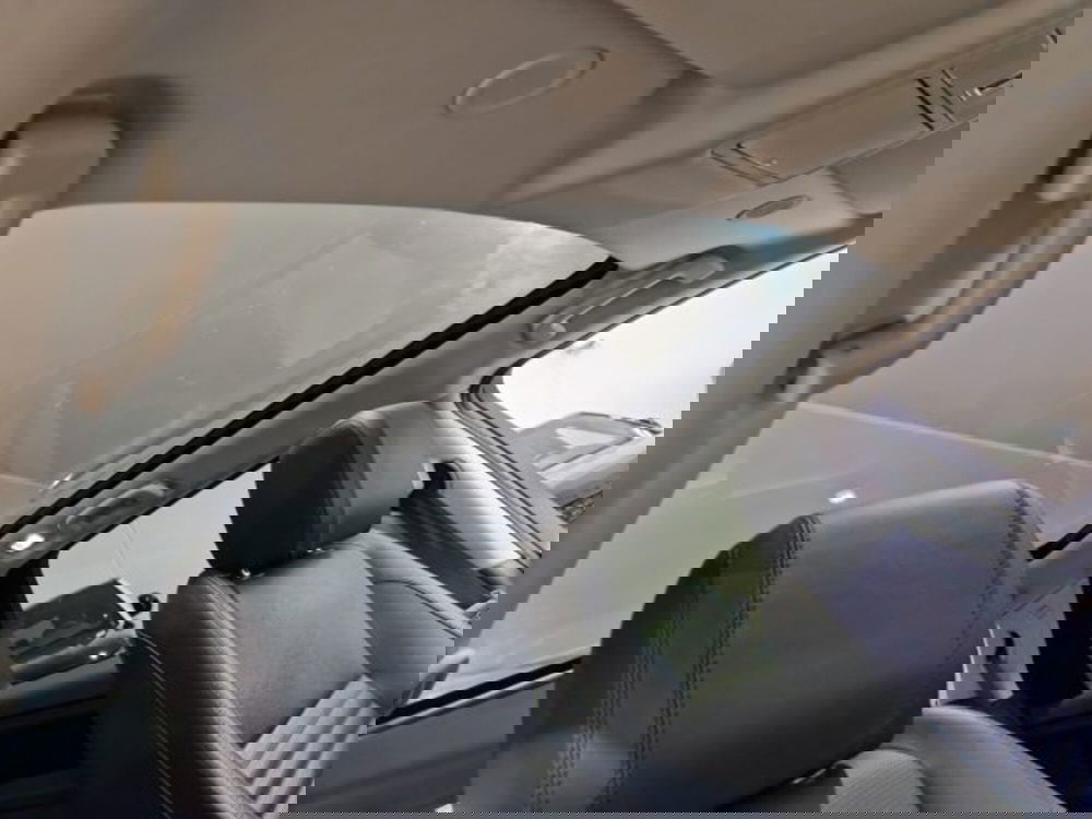 Land Rover Discovery Sport usata a Livorno (12)