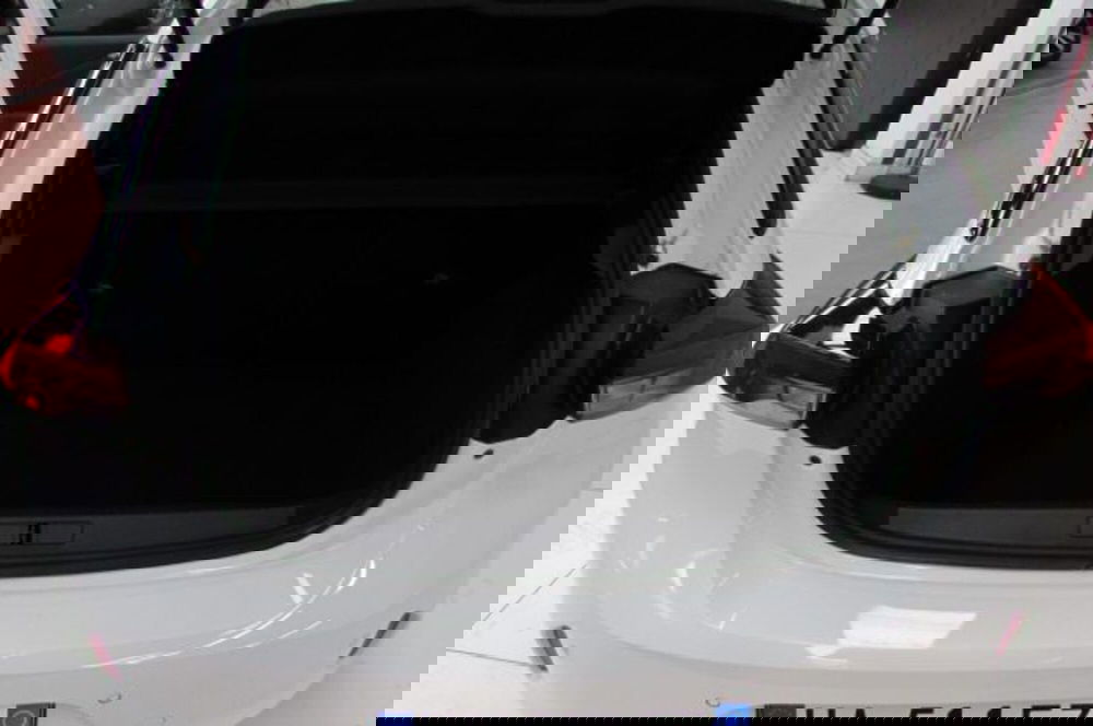 Opel Corsa nuova a Milano (13)