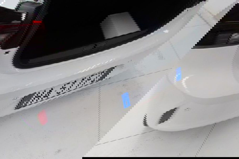 Opel Corsa nuova a Milano (14)