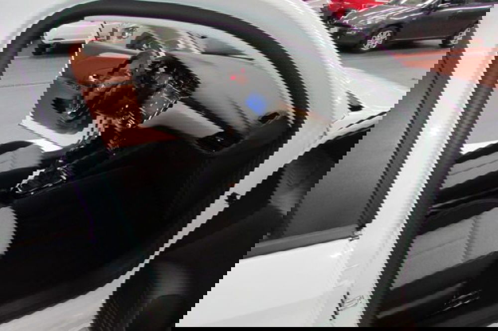 Opel Corsa nuova a Milano (15)