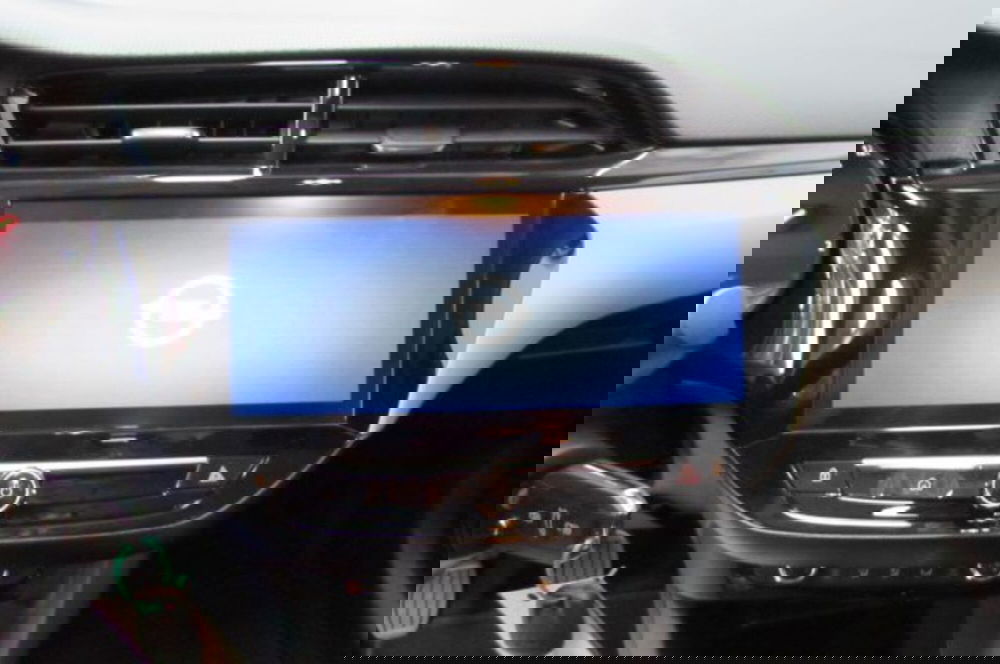 Opel Corsa nuova a Milano (9)